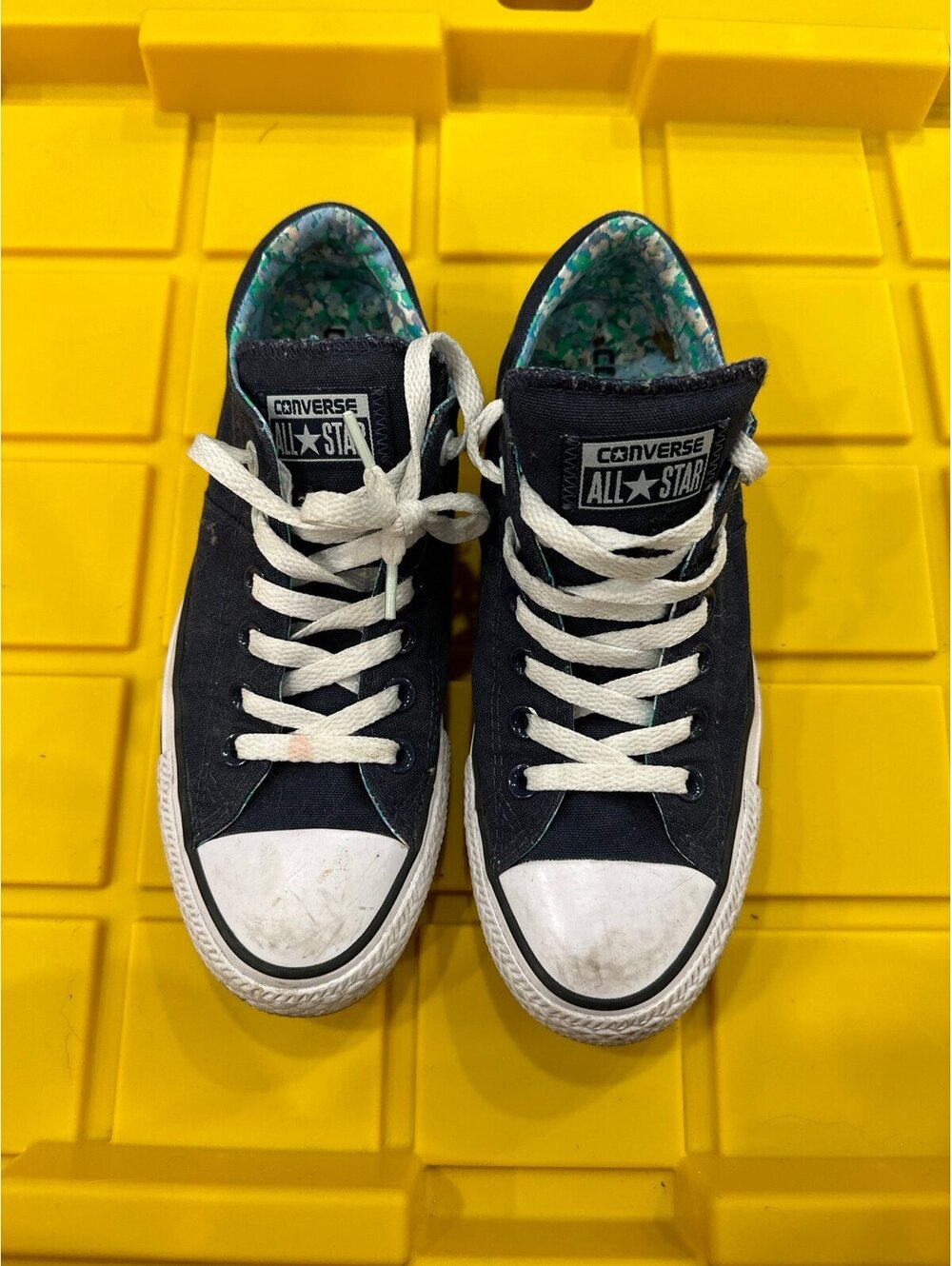 Converse navy blue Chuck Taylor All Star low shoes size 7